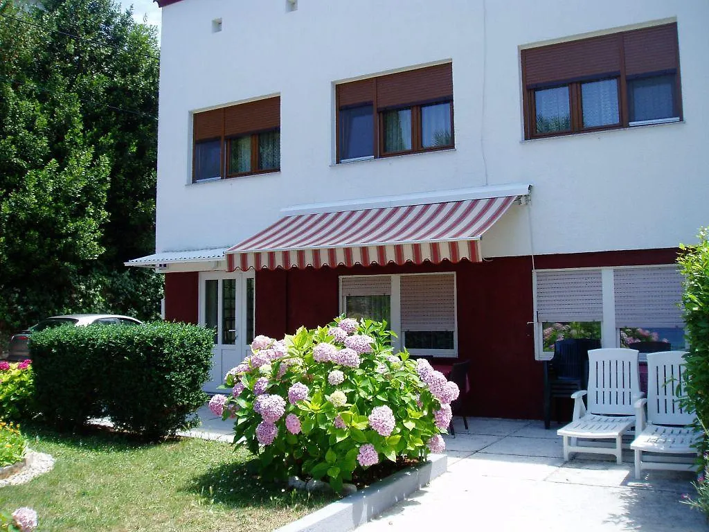 Apartment Linardic Malinska Croatia