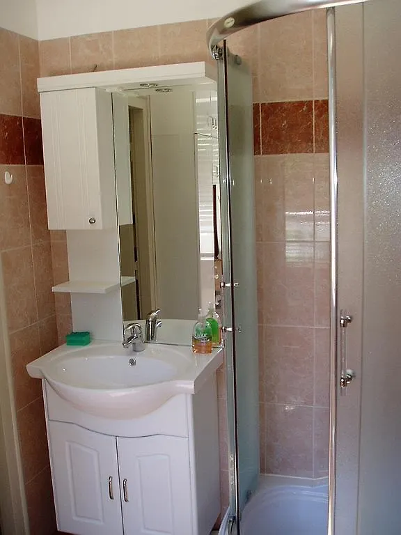 Apartment Linardic Malinska 0*,